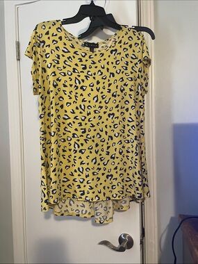 NTouch Yellow Leopard Short Sleeve Tee
